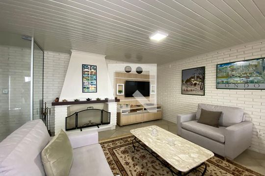 Sala 2 de apartamento à venda com 3 quartos, 235m² em Centro, Novo Hamburgo