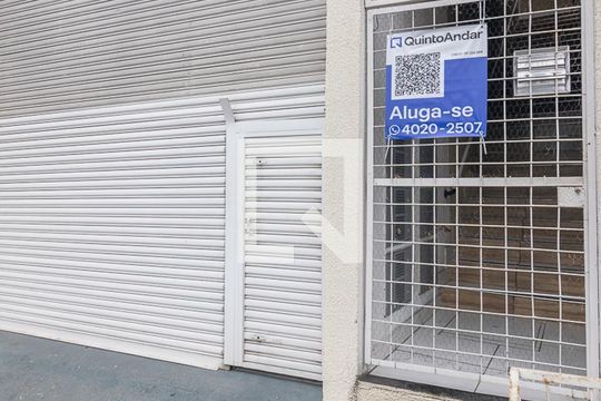 Fachda de apartamento para alugar com 1 quarto, 46m² em Vila Suica, Santo André