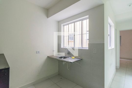 Cozinha de apartamento para alugar com 1 quarto, 46m² em Vila Suica, Santo André