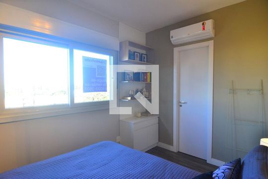 Suíte de apartamento à venda com 1 quarto, 46m² em Marechal Rondon, Canoas