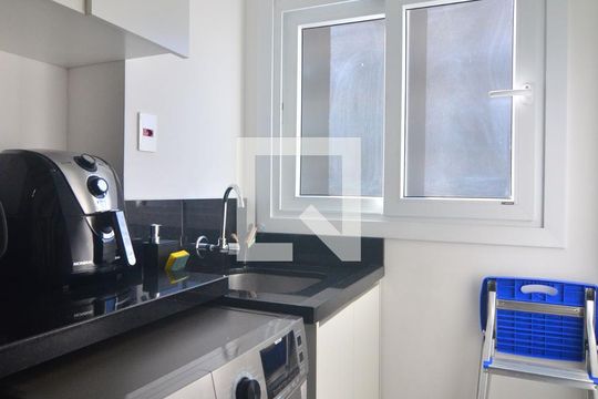 Área de serviço de apartamento à venda com 1 quarto, 46m² em Marechal Rondon, Canoas