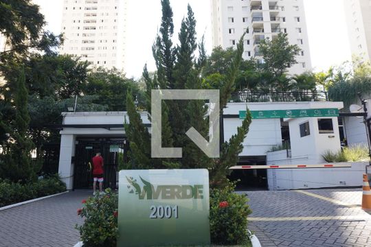 Fachada de apartamento para alugar com 3 quartos, 81m² em Vila Amélia, São Paulo