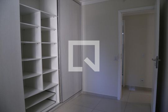 Quarto 1 de apartamento para alugar com 3 quartos, 81m² em Vila Amélia, São Paulo