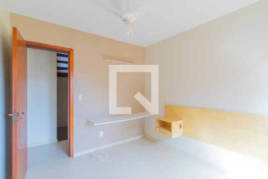 Quarto 1 de casa de condomínio à venda com 3 quartos, 250m² em Espírito Santo, Porto Alegre
