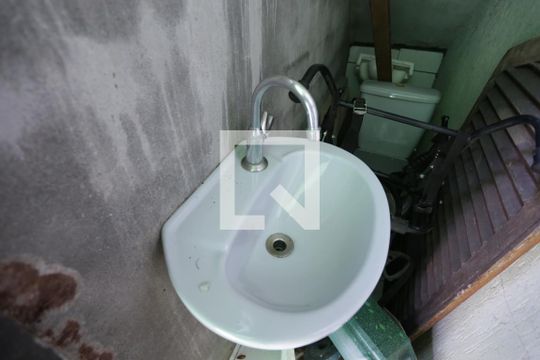 Lavabo da Garagem de casa à venda com 3 quartos, 164m² em Vila Constança, São Paulo