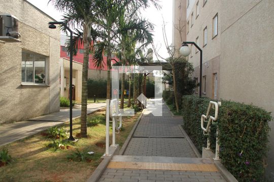 Área comum de apartamento para alugar com 2 quartos, 42m² em Jardim Helena, São Paulo