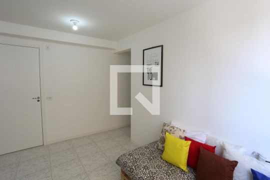 Sala de apartamento para alugar com 2 quartos, 40m² em Vila Penteado, São Paulo