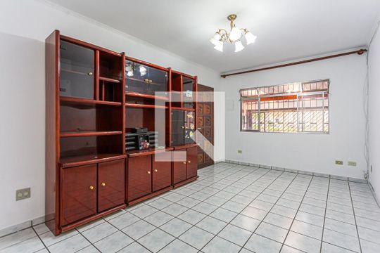 Casa para alugar com 3 quartos, 169m² em Jardim Las Vegas, São Bernardo do Campo