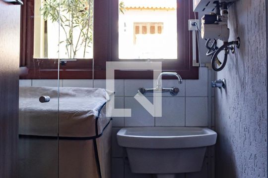 Área de Serviço de casa de condomínio para alugar com 3 quartos, 117m² em Igara, Canoas