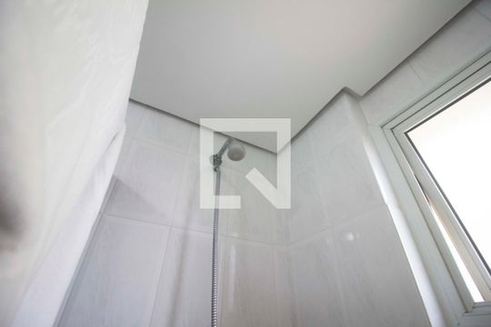 Chuveiro de apartamento à venda com 3 quartos, 112m² em Vila Suzana, São Paulo