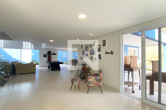 Hall de Entrada de casa de condomínio para alugar com 5 quartos, 430m² em Alphaville, Santana de Parnaíba