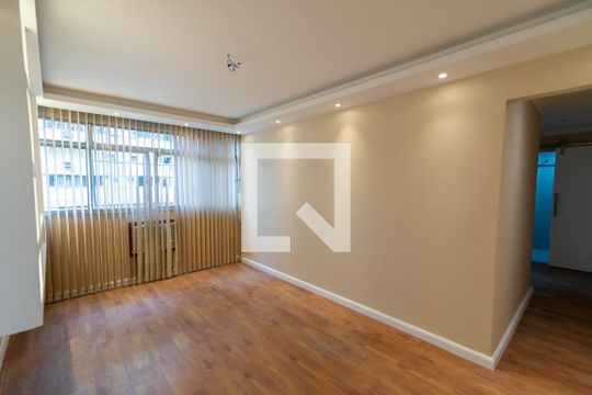 Apartamento para alugar com 2 quartos, 70m² em Praca da Bandeira, Rio de Janeiro