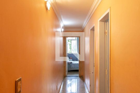 Corredor de casa à venda com 5 quartos, 360m² em Itapoã, Belo Horizonte