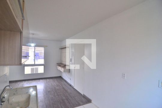 Cozinha de apartamento para alugar com 2 quartos, 42m² em Igara, Canoas