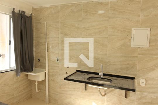 Cozinha de casa para alugar com 2 quartos, 60m² em Vargem Pequena, Rio de Janeiro