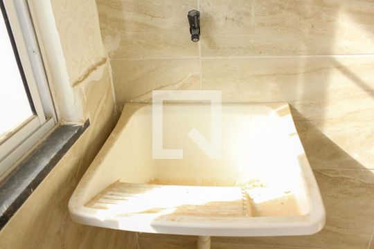 Área de Serviço de casa para alugar com 2 quartos, 60m² em Vargem Pequena, Rio de Janeiro