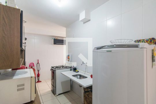 Cozinha de apartamento para alugar com 2 quartos, 64m² em Jardim Santa Cristina, Santo André