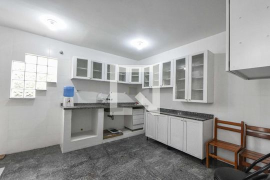 Cozinha de casa à venda com 4 quartos, 215m² em Vila Congonhas, São Paulo