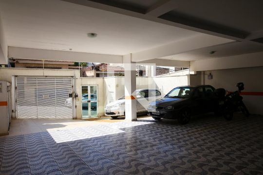 Garagem de apartamento para alugar com 2 quartos, 63m² em Parque das Nações, Santo André