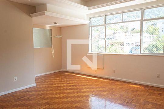 Apartamento à venda com 3 quartos, 120m² em Tijuca, Rio de Janeiro