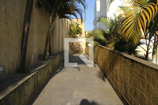 Área comum de apartamento à venda com 2 quartos, 38m² em Vila Carmosina, São Paulo
