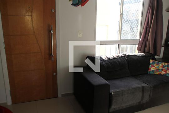 Sala de apartamento à venda com 2 quartos, 38m² em Vila Carmosina, São Paulo