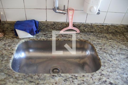 Cozinha - Torneira de apartamento à venda com 2 quartos, 38m² em Vila Carmosina, São Paulo