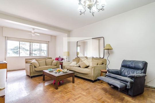 Apartamento à venda com 2 quartos, 140m² em Cerqueira César, São Paulo