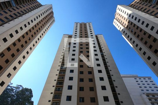 Fachada de apartamento à venda com 2 quartos, 126m² em Jardim Henriqueta, Taboão da Serra