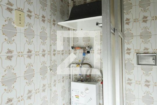 Banheiro de kitnet/studio para alugar com 1 quarto, 35m² em Centro, Rio de Janeiro
