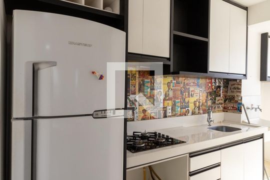 Cozinha de apartamento à venda com 2 quartos, 51m² em Setor Faiçalville, Goiânia