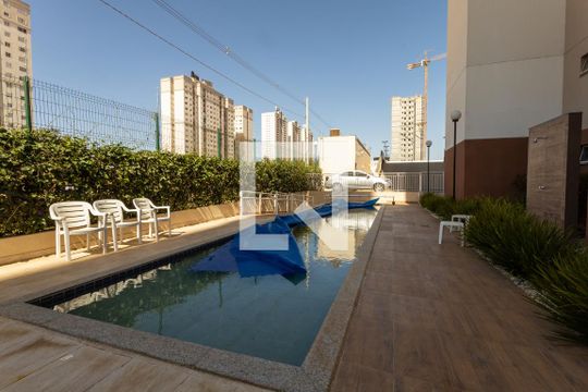 Área comum - Piscina de apartamento à venda com 2 quartos, 51m² em Setor Faiçalville, Goiânia