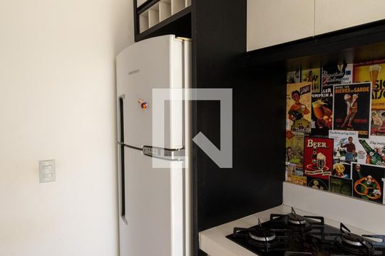 Cozinha de apartamento à venda com 2 quartos, 51m² em Setor Faiçalville, Goiânia