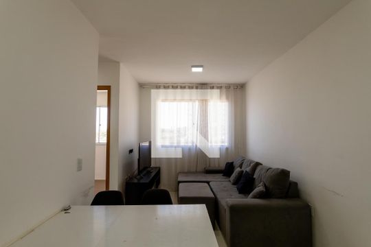 Sala de apartamento à venda com 2 quartos, 51m² em Setor Faiçalville, Goiânia