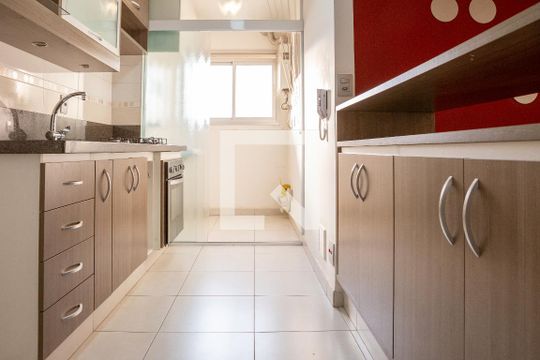 Cozinha de apartamento à venda com 2 quartos, 65m² em Água Branca, São Paulo