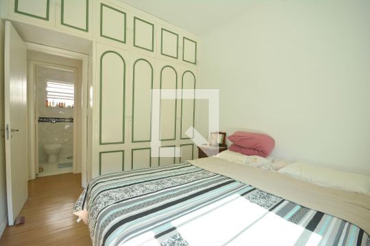 Quarto 1 de apartamento à venda com 2 quartos, 64m² em Laranjeiras, Rio de Janeiro