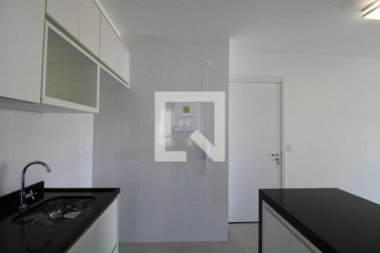 Cozinha de apartamento para alugar com 2 quartos, 72m² em Chácara Santo Antônio (zona Sul), São Paulo
