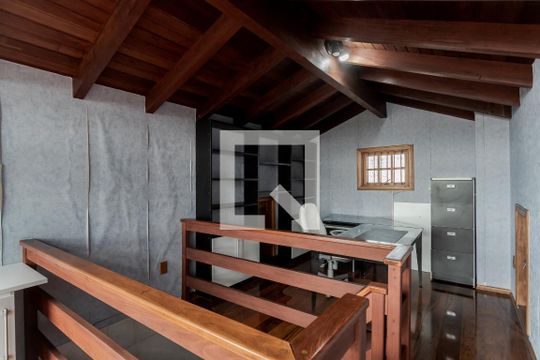 Escritório de casa à venda com 4 quartos, 292m² em Sarandi, Porto Alegre