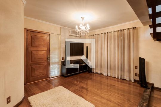 Sala de casa à venda com 4 quartos, 292m² em Sarandi, Porto Alegre