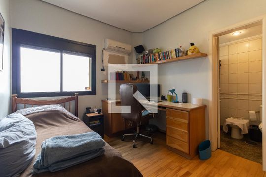 Suíte 1 de apartamento à venda com 5 quartos, 360m² em Aclimação, São Paulo