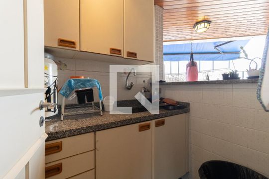 Cozinha da Churrasqueira - Cobertura de apartamento à venda com 5 quartos, 360m² em Aclimação, São Paulo