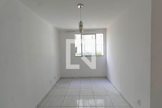 Sala  de apartamento à venda com 1 quarto, 40m² em Jardim Santa Teresinha, São Paulo
