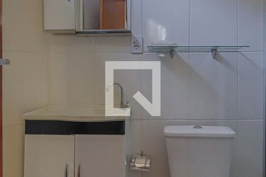 Banheiro do Quarto Suíte  de apartamento à venda com 2 quartos, 150m² em Nova Vista, Belo Horizonte