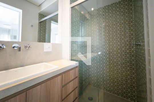 Banheiro da Suíte de apartamento à venda com 2 quartos, 85m² em Vila Nova Conceição, São Paulo