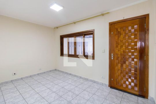 Casa para alugar com 2 quartos, 140m² em Jardim Santa Cecília, Guarulhos