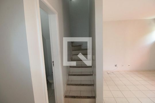 Sala de casa de condomínio à venda com 3 quartos, 106m² em Todos Os Santos, Rio de Janeiro