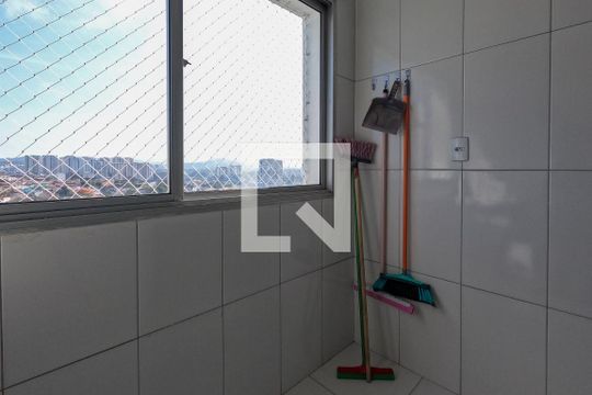 Cozinha e Área de Serviço de apartamento à venda com 2 quartos, 71m² em Centro, Guarulhos
