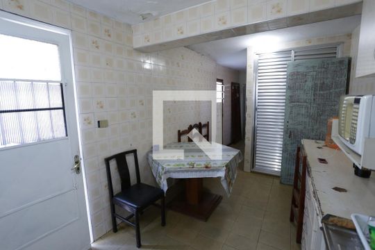 Cozinha de casa à venda com 2 quartos, 400m² em Vila Libanesa, São Paulo