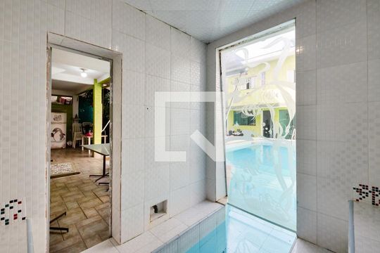 Sauna de casa para alugar com 4 quartos, 320m² em Aparecida, Santos