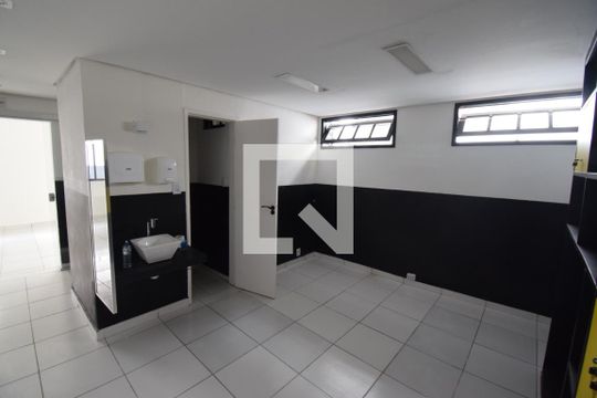 Sala de casa para alugar com 4 quartos, 416m² em Tristeza, Porto Alegre